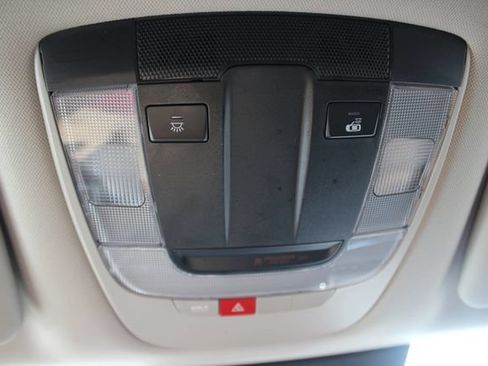 Used 2023 Kia Sportage EX AWD/4WD image 14