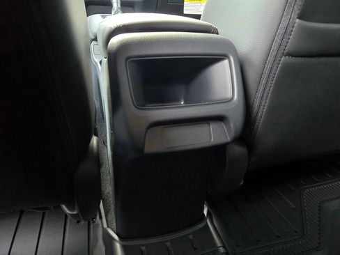 New 2026 Honda HR-V EX-L image 11