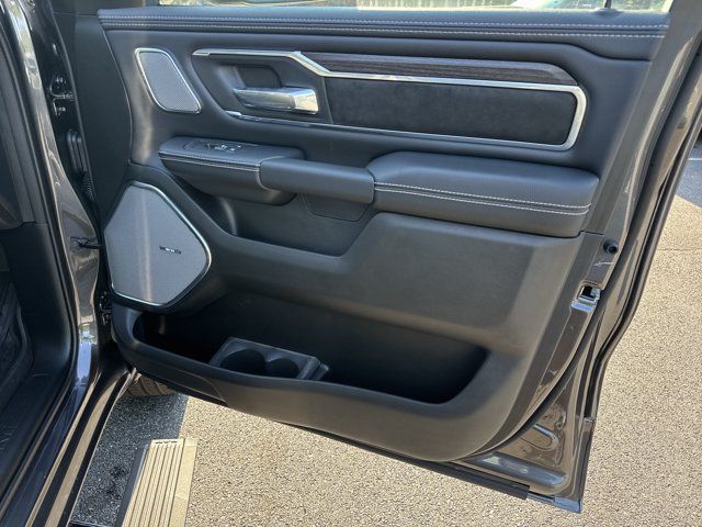New 2027 RAM 1500 Laramie AWD/4WD image 14
