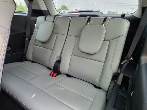 New 2026 Ford Explorer Active w/ Active Comfort Package AWD/4WD image 10