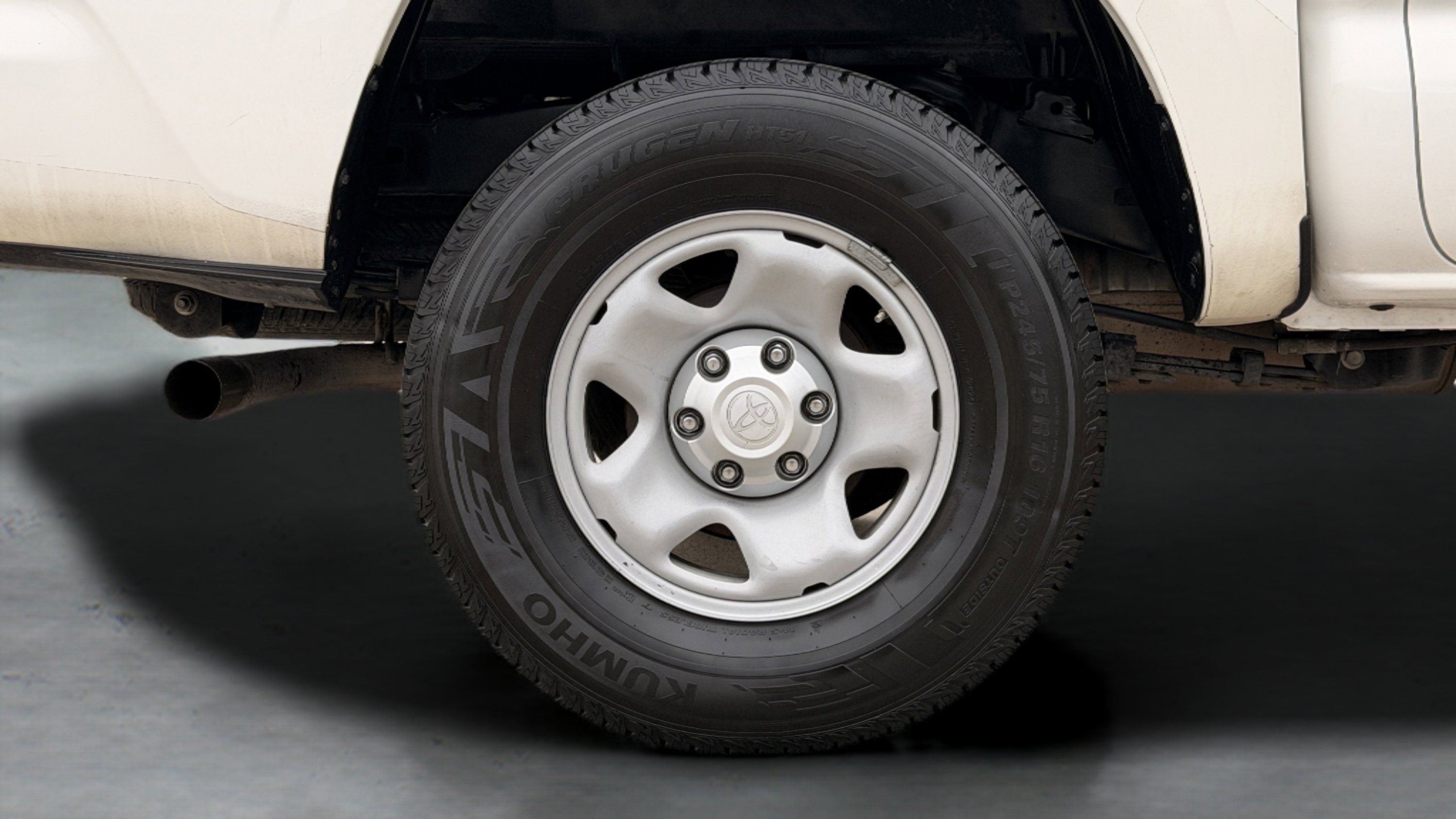 Used 2022 Toyota Tacoma SR5 RWD image 10
