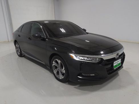 Used 2020 Honda Accord EX image 13