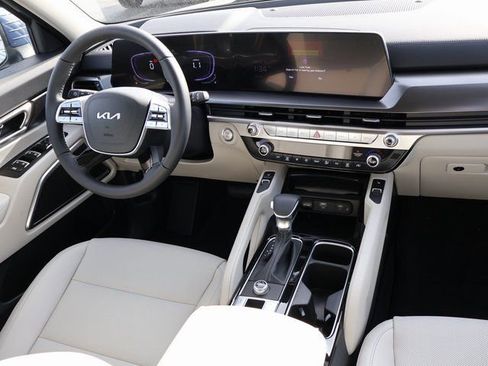 New 2025 Kia Telluride S image 16