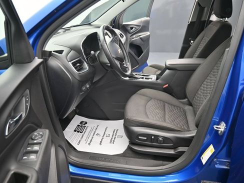 Used 2019 Chevrolet Equinox LT FWD image 17