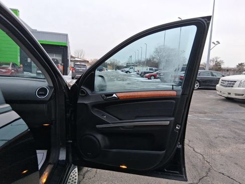 Used 2009 Mercedes-Benz ML 350 4MATIC image 9