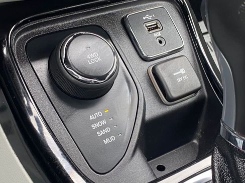 Used 2021 Jeep Compass Limited AWD/4WD image 22