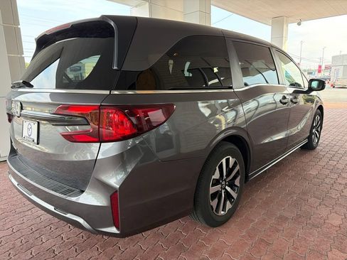 Used 2025 Honda Odyssey EX-L image 6