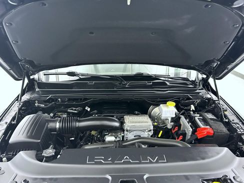 Certified 2022 RAM 1500 Laramie image 24