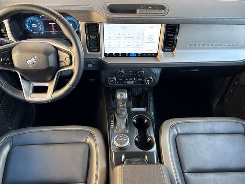 Certified 2025 Ford Bronco Outer Banks image 14
