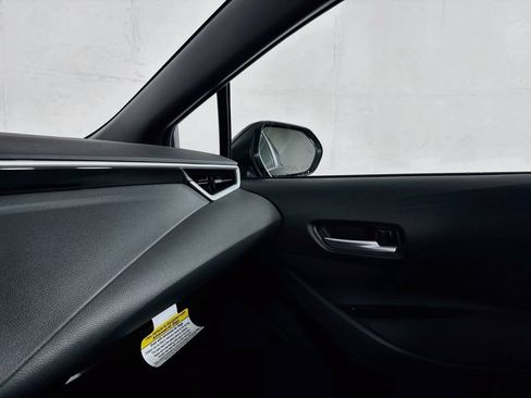 New 2026 Toyota Corolla SE FWD image 32