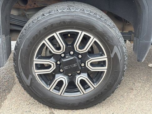 Used 2020 GMC Sierra 2500 AT4 image 22