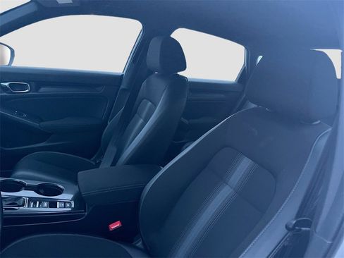Used 2025 Honda Civic Sport image 19