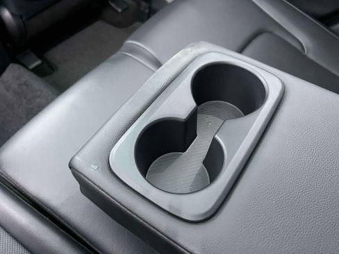 Used 2025 Kia Sportage EX w/ Premium Package image 11