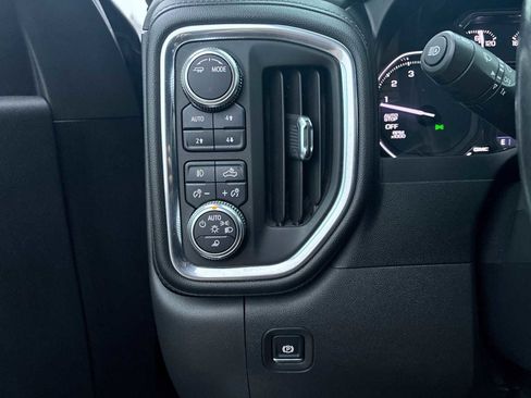 Certified 2021 GMC Sierra 1500 SLT w/ SLT Premium Plus Package image 18