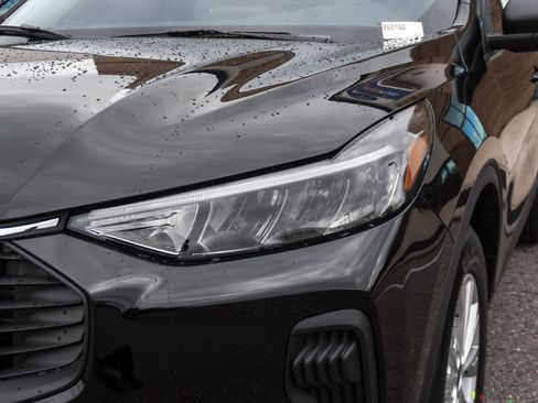 New 2026 Ford Escape Active image 14