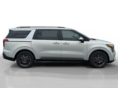 New 2026 Kia Carnival EX image 6