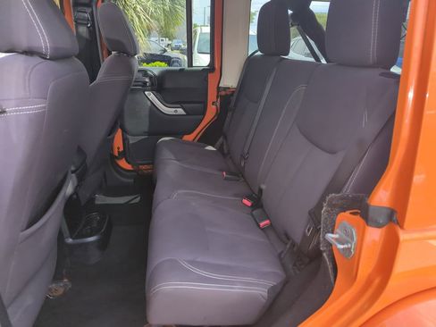 Used 2013 Jeep Wrangler Unlimited Sahara w/ Dual Top Group image 26