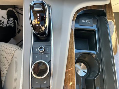 Certified 2023 Cadillac Escalade Sport Platinum image 30