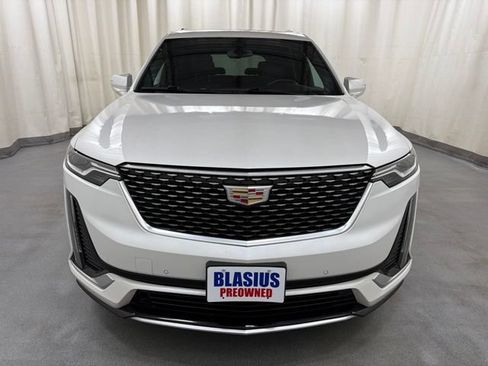 Used 2024 Cadillac XT6 Premium Luxury AWD/4WD image 8