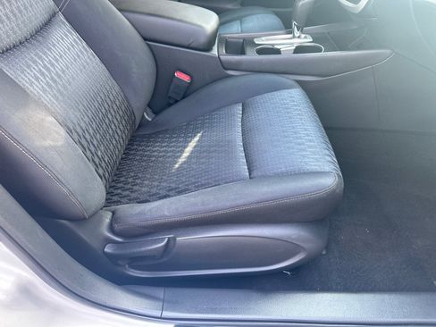 Used 2016 Nissan Altima 2.5 SV w/ Convenience Package FWD image 12