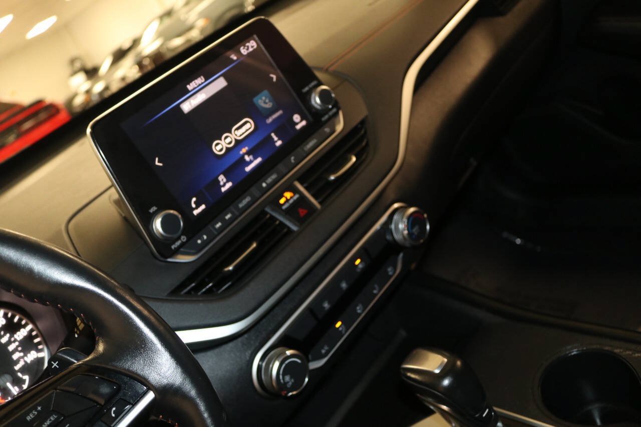 Used 2019 Nissan Altima 2.5 SR AWD/4WD image 30