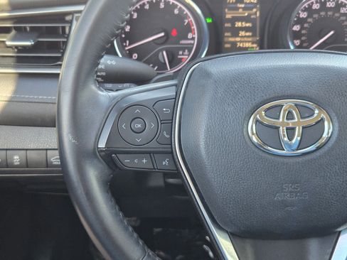 Used 2020 Toyota Camry SE image 23