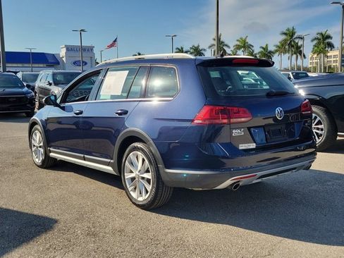 Used 2017 Volkswagen Golf Alltrack SE image 4