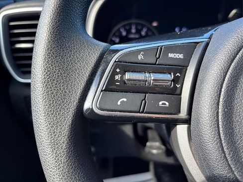 Used 2022 Kia Sportage LX image 31