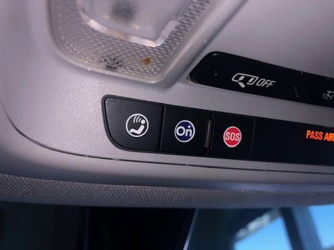 Used 2018 GMC Acadia SLE image 14