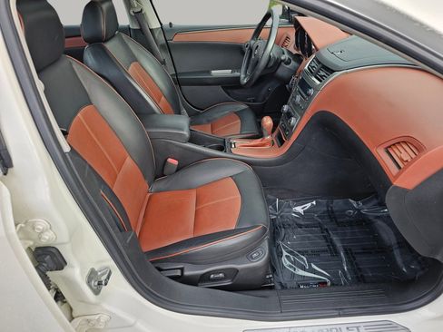 Used 2008 Chevrolet Malibu LTZ image 23