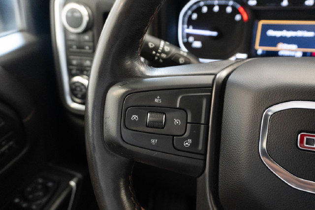 Used 2022 GMC Sierra 2500 AT4 AWD/4WD image 9
