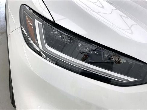New 2026 Honda HR-V LX image 15