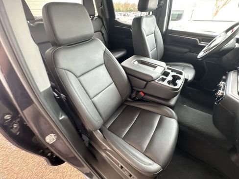 Certified 2025 GMC Sierra 1500 SLT image 28