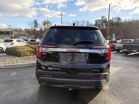 Used 2023 GMC Acadia AT4 w/ Preferred Package image 7
