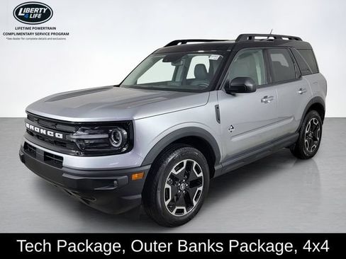 Used 2023 Ford Bronco Sport Outer Banks w/ Tech Package AWD/4WD image 7