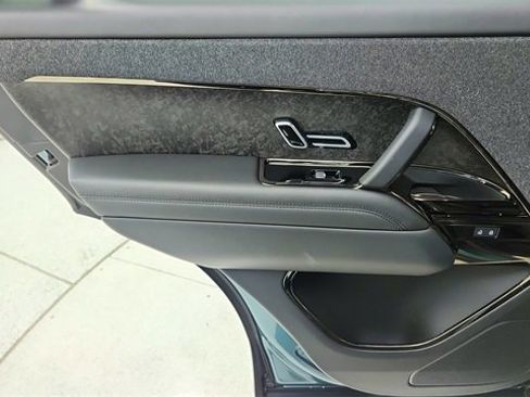 Used 2025 Land Rover Range Rover Sport Dynamic SE image 31