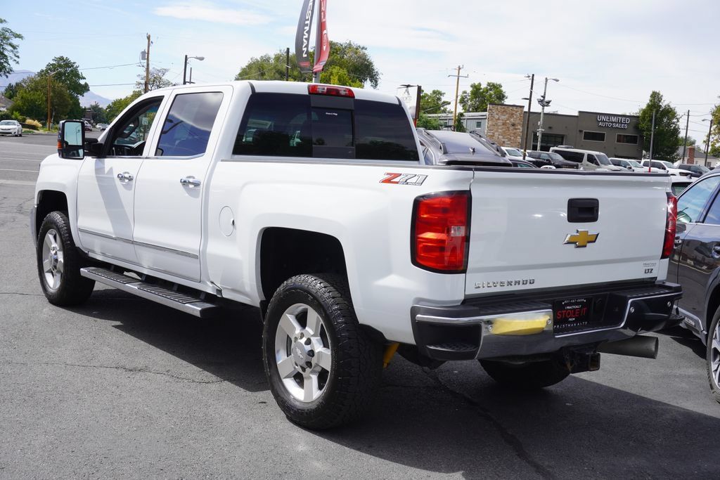 Used 2019 Chevrolet Silverado 2500 LTZ w/ Duramax Plus Package AWD/4WD image 16