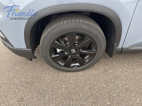 Used 2025 Honda Pilot Black Edition image 27