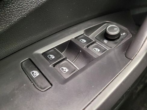 Used 2022 Volkswagen Jetta SE FWD image 27