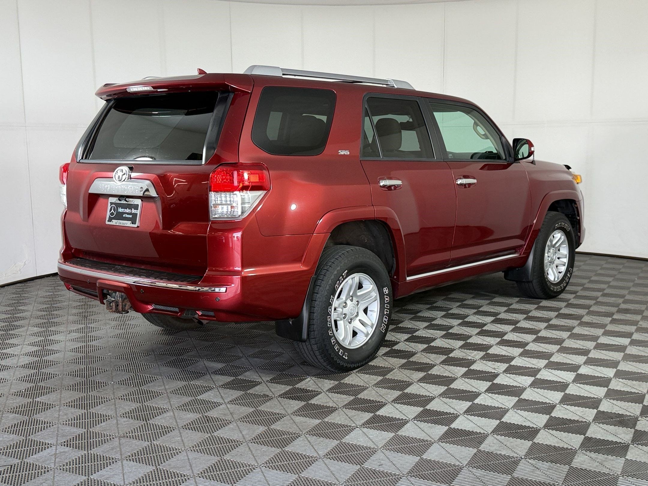Used 2013 Toyota 4Runner SR5 w/ Convenience Pkg AWD/4WD image 9
