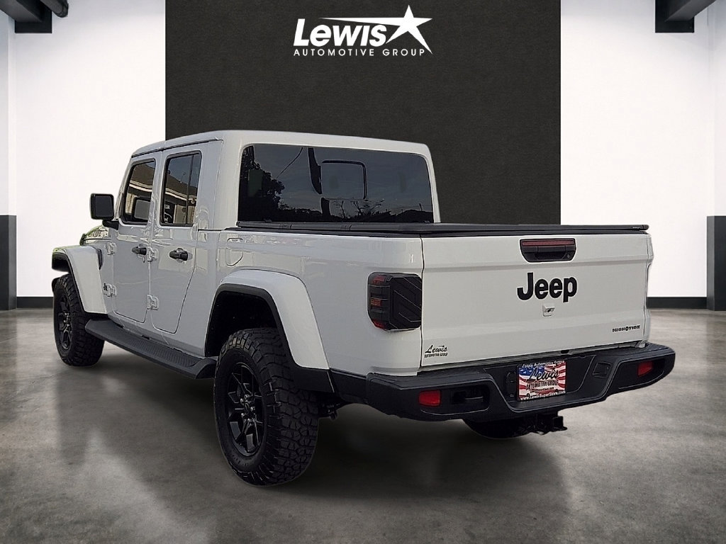 Used 2025 Jeep Gladiator Sport AWD/4WD image 3