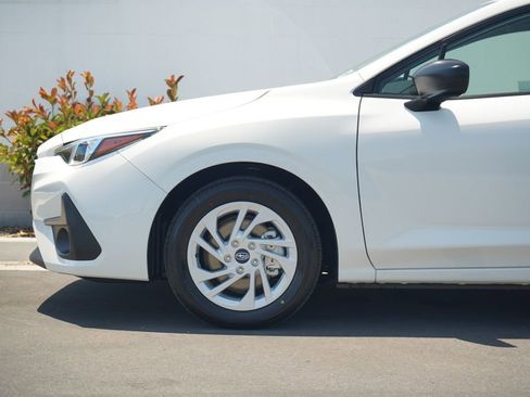 Used 2025 Subaru Impreza 2.0i image 2