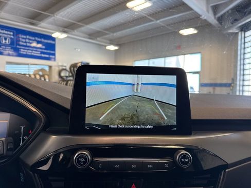 Used 2025 Ford Escape Active AWD/4WD image 13