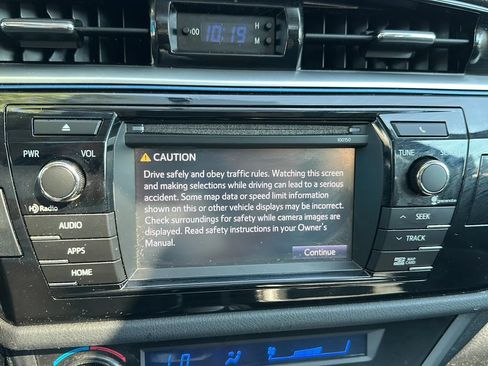 Used 2015 Toyota Corolla S w/ Driver Convenience Package FWD image 19