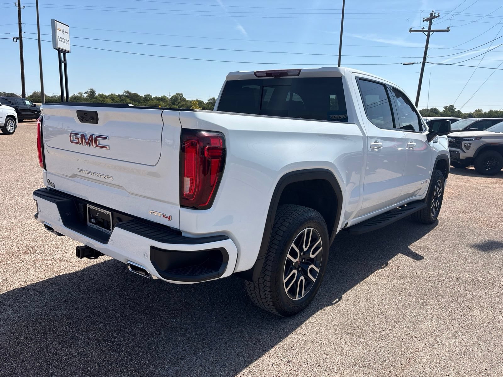 New 2026 GMC Sierra 1500 AT4 w/ AT4 Premium Package AWD/4WD image 6