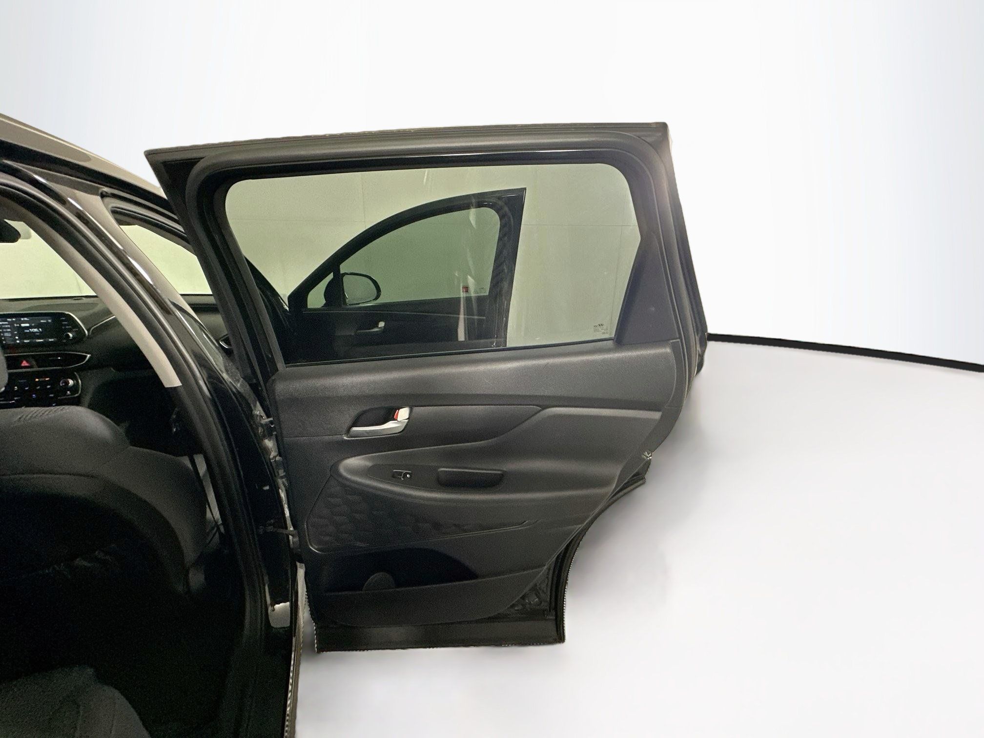 Used 2019 Hyundai Santa Fe SEL FWD image 28