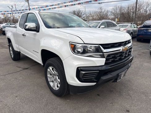 Used 2022 Chevrolet Colorado LT w/ Fleet Safety Package image 3