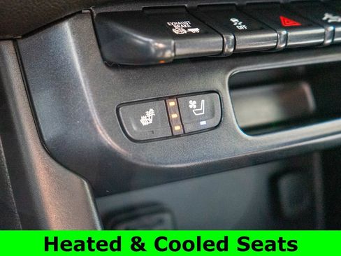 Used 2020 GMC Canyon Denali AWD/4WD image 27