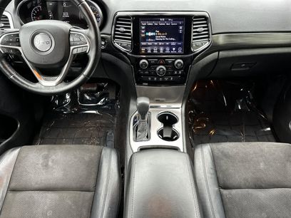 Used 2019 Jeep Grand Cherokee Altitude