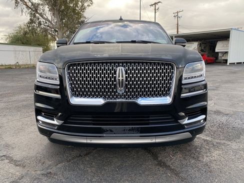 Used 2018 Lincoln Navigator Reserve w/ Technology Package image 29